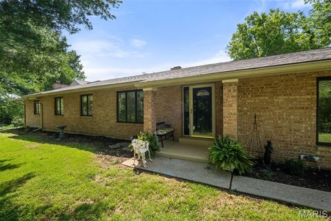 Photo of 1255 Walnut Hill Farm Drive, Chesterfield, MO 63005 (MLS # 25041911)
