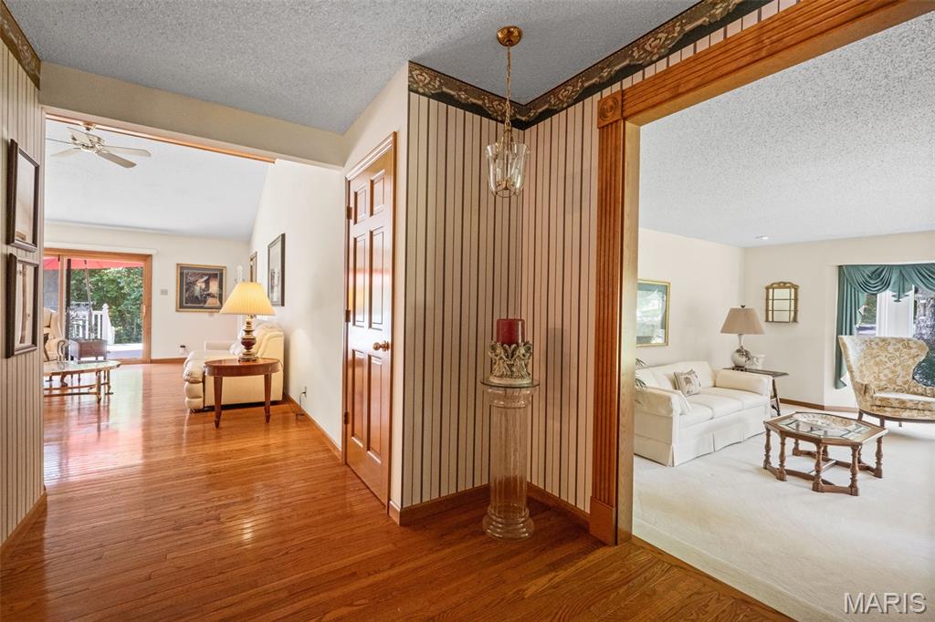 1255 Walnut Hill Farm Drive