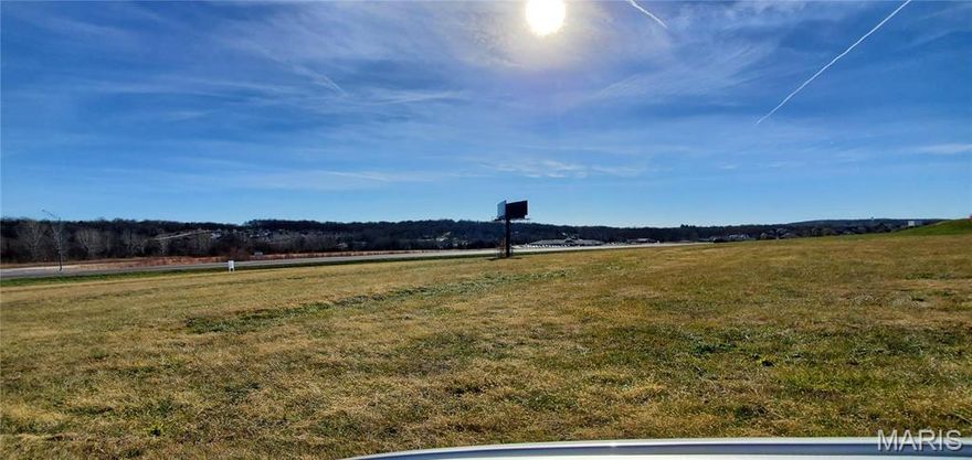 3.8 +/- acres Commercial lot conveniently located approx 2 miles from Interstate 44 in Union MO with HWY 50 frontage.  With about 700 feet of road frontage and approximately 19,000 vehicles per day (per MODT 2018) why wouldn't you want to build your business here?  Within a half mile there are restaurants, national retail chain store, filling station, industrial park, residential subdivisions, the opportunities are unlimited!  Level lot with utilities are at site and/or are close. Location: High Traffic, Hwy/Interstate Frntg