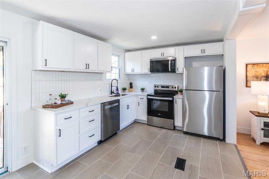 Festus, Missouri 63028, United States, 3 Bedrooms Bedrooms, ,2 BathroomsBathrooms,Residential,Coming Soon,239672