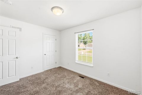 Tiny photo for 351 Gardenia Drive, Troy, MO 63379 (MLS # 26029181)