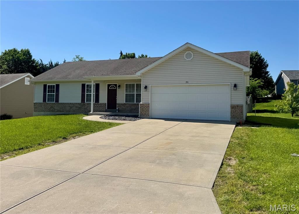 Photo of 351 Gardenia Drive, Troy, MO 63379 (MLS # 26029181)