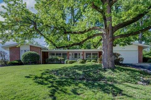 Tiny photo for 38 Forestvale Drive, Chesterfield, MO 63017 (MLS # 26026655)