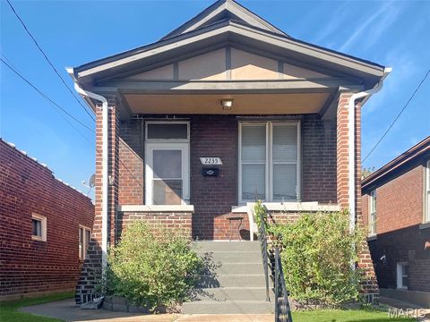 2235 Edwards Street St Louis MO 63110