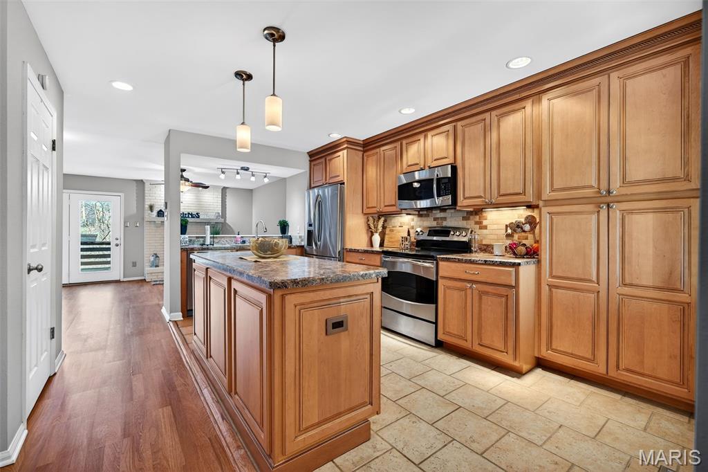 Autumn Lakes Condo Third Amd - Residential