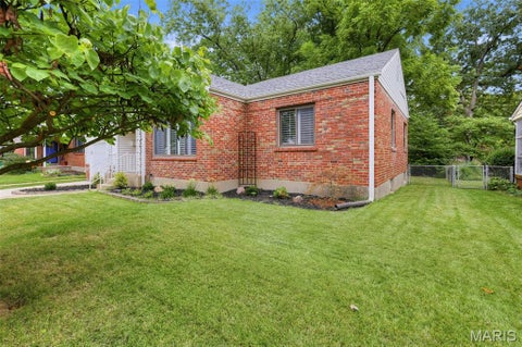Tiny photo for 1200 Selma Avenue, Webster Groves, MO 63119 (MLS # 26062128)