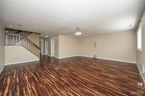 Tiny photo for 537 Treetop Village Drive, Ballwin, MO 63021 (MLS # 25060112)