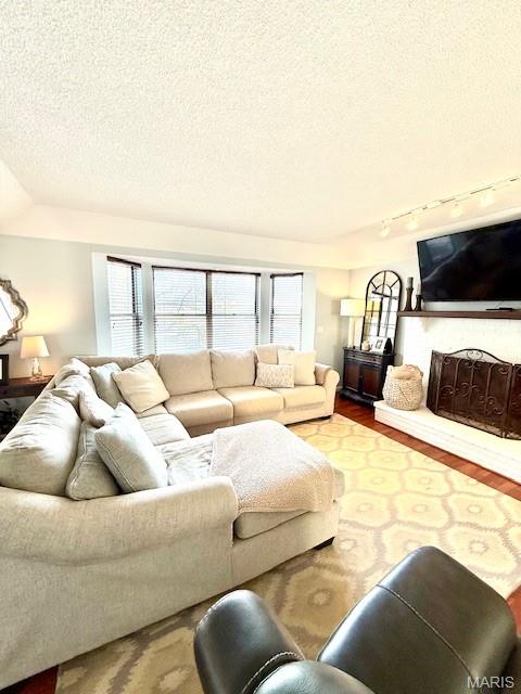 Barrington Oaks - Residential