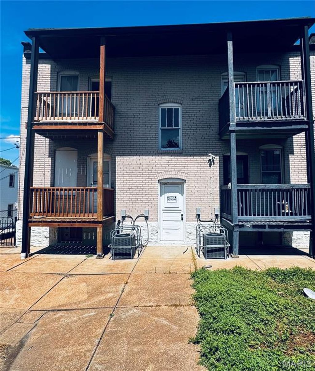 Photo of 2806 Osage Street, St Louis, MO 63118 (MLS # 26025652)
