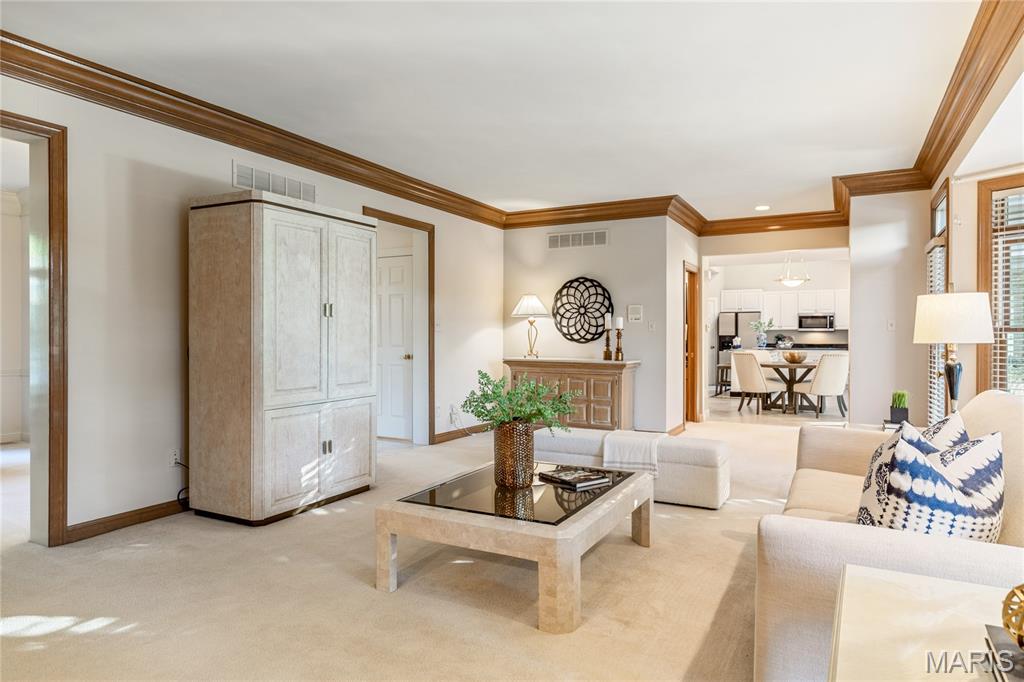 Manors Of Town & Country Bristol Manor - Residential