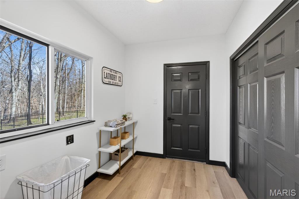 New England Village 4 - Residential