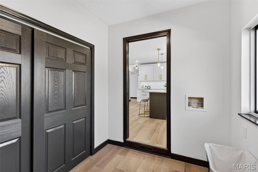 New England Village 4 - Residential