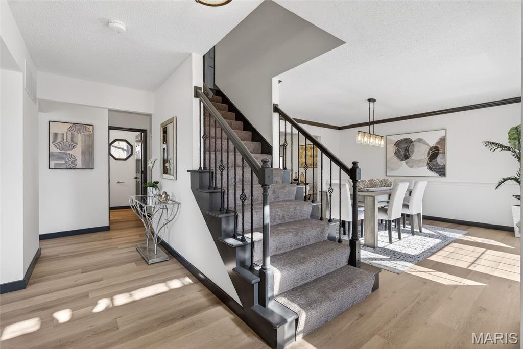 New England Village 4 - Residential