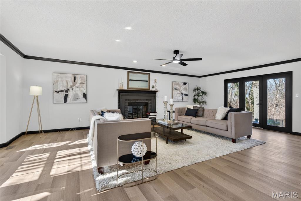 New England Village 4 - Residential