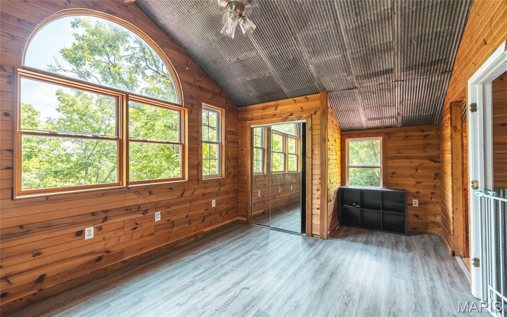 Moreland's Resort - Residential