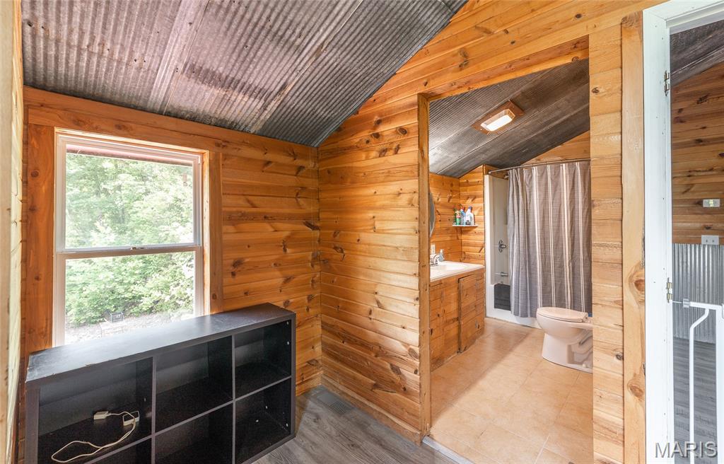 Moreland's Resort - Residential