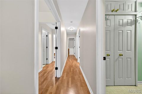 Tiny photo for 1187 Hawken Place, Webster Groves, MO 63119 (MLS # 26020246)