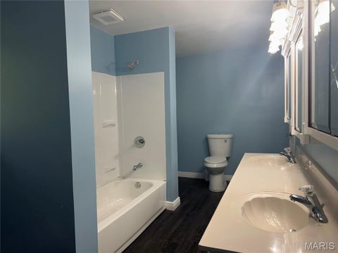 Tiny photo for 1007 Hutton Place, Ferguson, MO 63135 (MLS # 26067495)