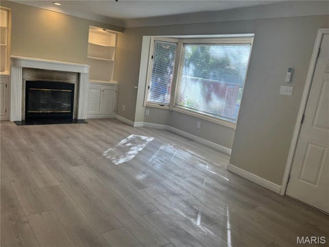Tiny photo for 1007 Hutton Place, Ferguson, MO 63135 (MLS # 26067495)