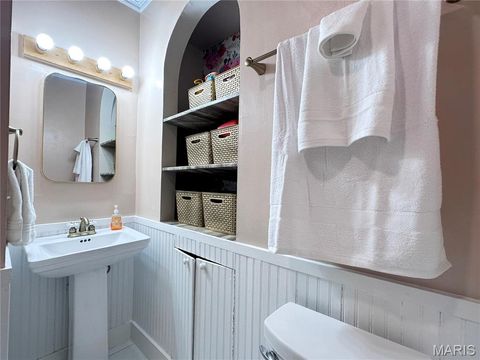 Tiny photo for 319 N Gore Avenue, Webster Groves, MO 63119 (MLS # 26026130)