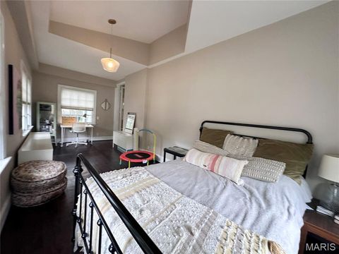 Tiny photo for 319 N Gore Avenue, Webster Groves, MO 63119 (MLS # 26026130)