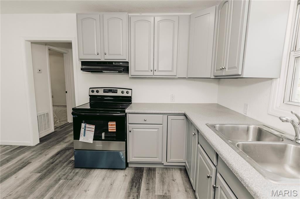 308 W 5th Street