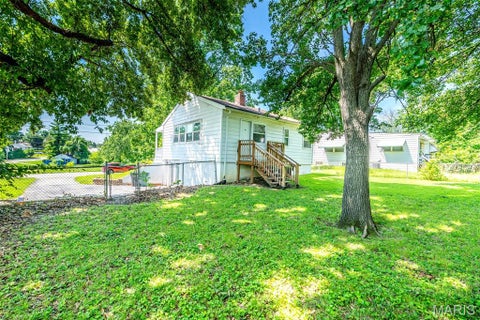 Tiny photo for 245 Commerce Avenue, Kirkwood, MO 63122 (MLS # 26040461)
