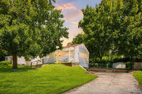Tiny photo for 245 Commerce Avenue, Kirkwood, MO 63122 (MLS # 26040461)