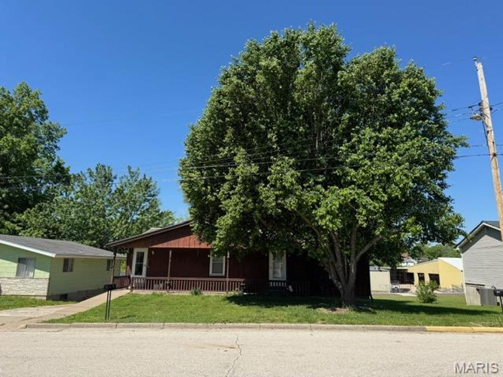 Photo of 201 Roberta Street, New Haven, MO 63068 (MLS # 26027065)