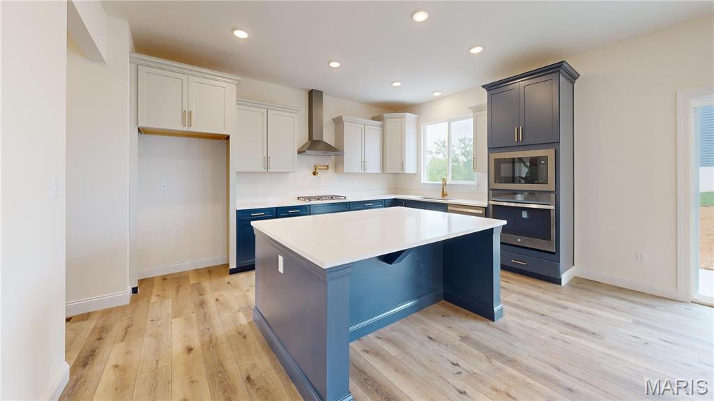 Majestic Lakes - Residential