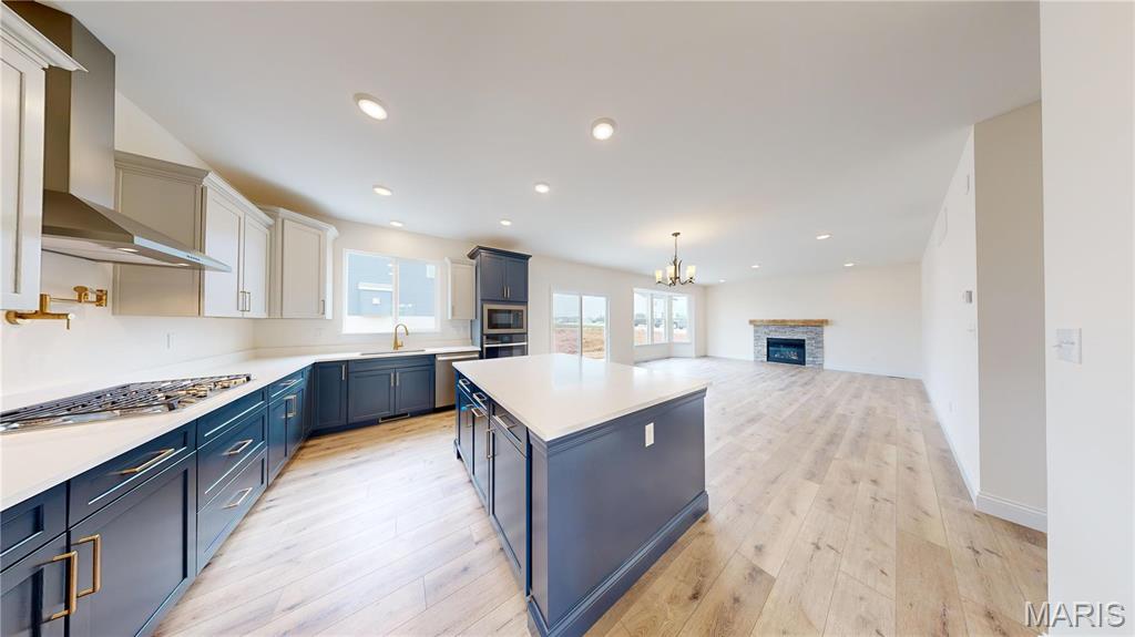 Majestic Lakes - Residential