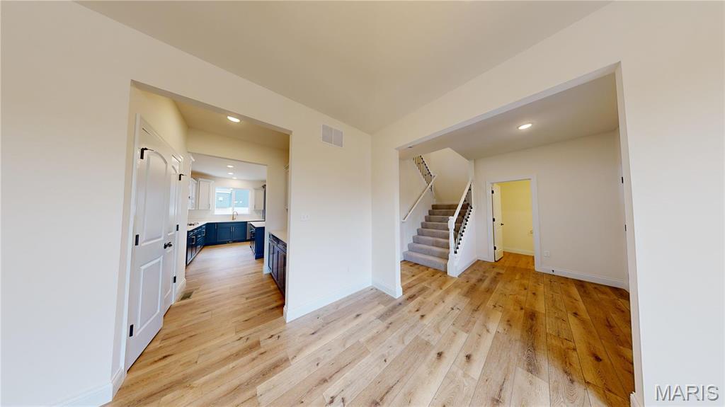 Majestic Lakes - Residential