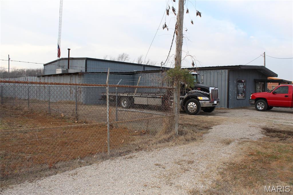 na - Commercial Sale