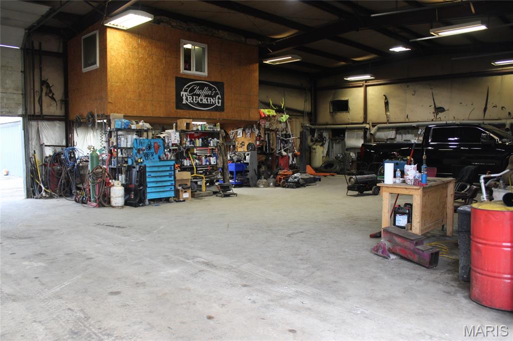 na - Commercial Sale