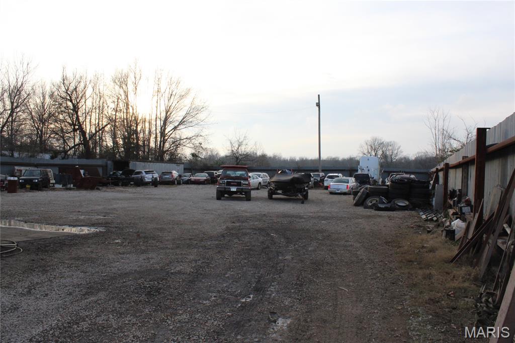 na - Commercial Sale