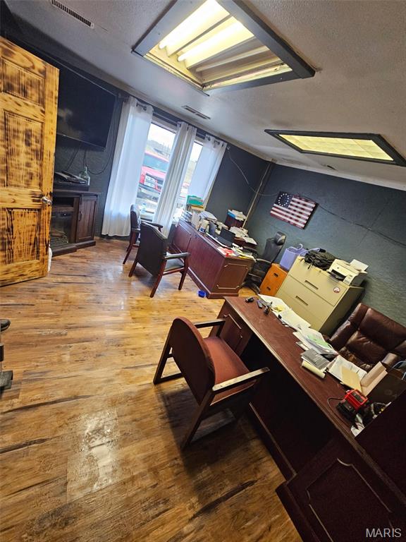 na - Commercial Sale