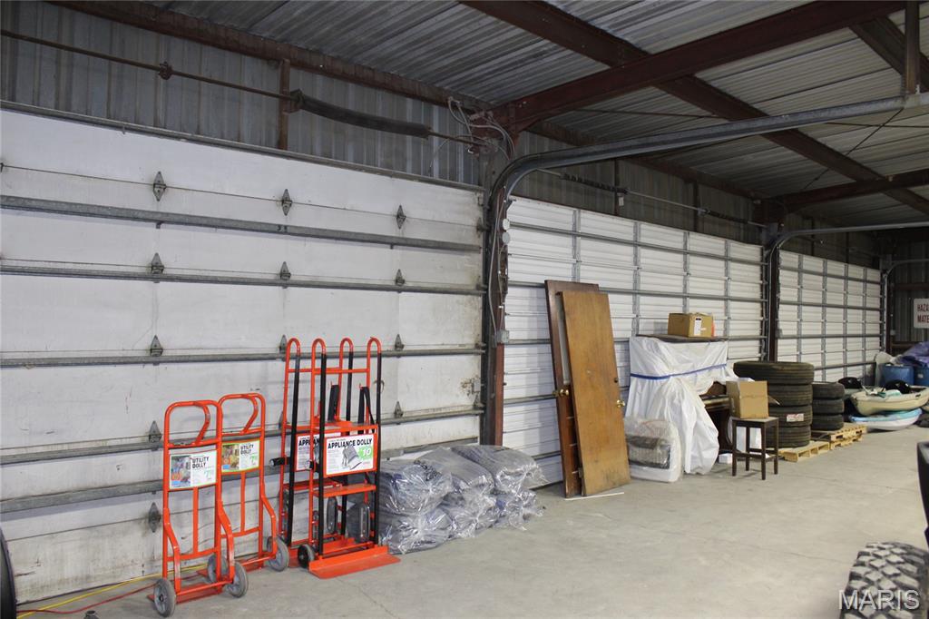 na - Commercial Sale