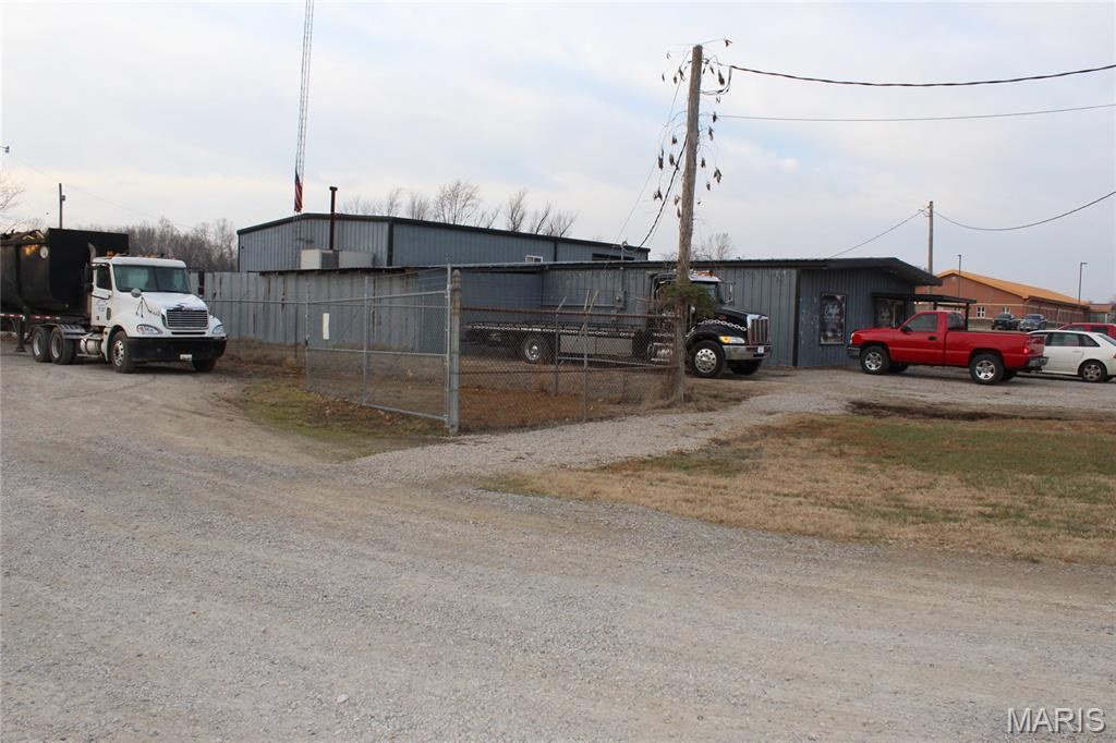 na - Commercial Sale