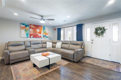 Tiny photo for 695 Henry Avenue, Ballwin, MO 63011 (MLS # 25068511)