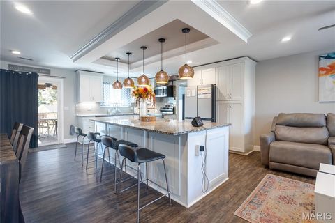Tiny photo for 695 Henry Avenue, Ballwin, MO 63011 (MLS # 25068511)