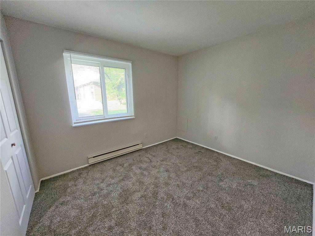 Hazelcrest Condo - Residential