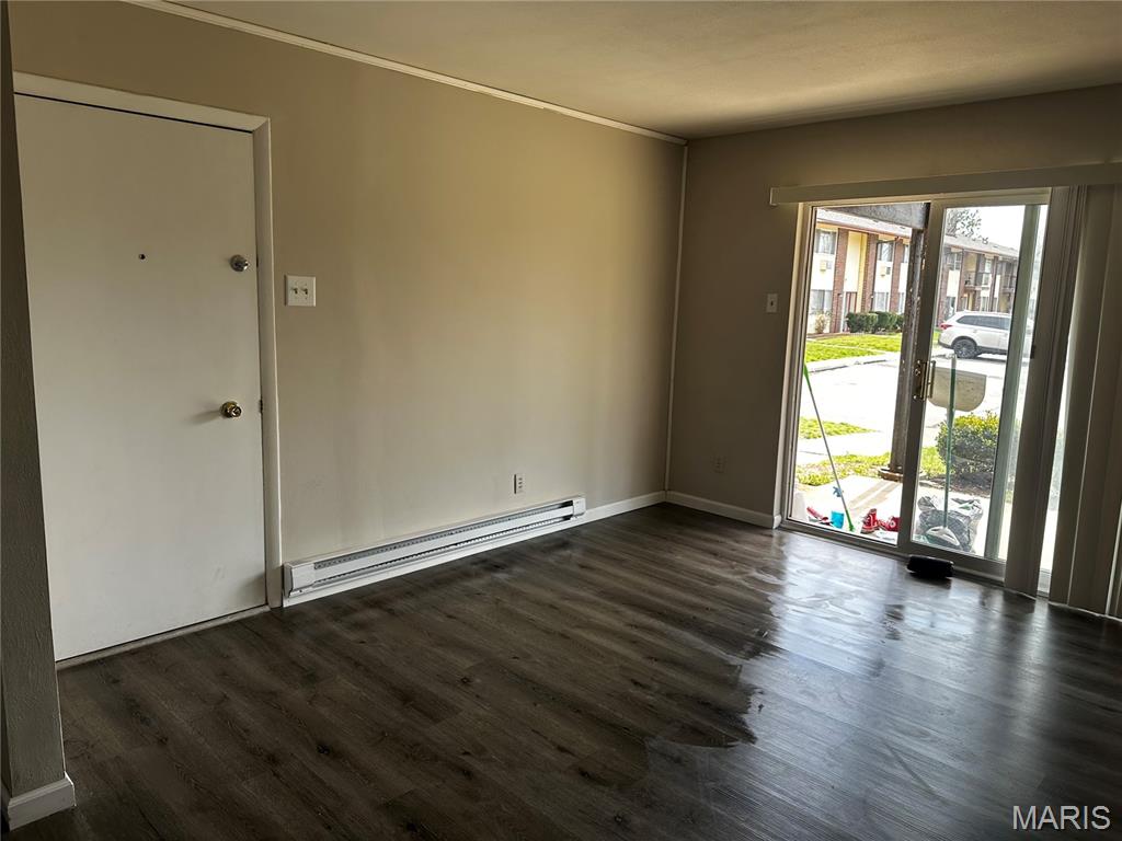 Hazelcrest Condo - Residential