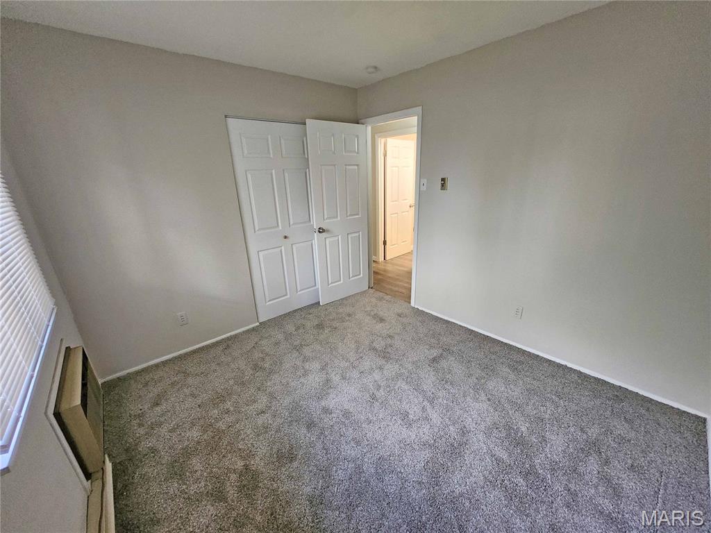 Hazelcrest Condo - Residential