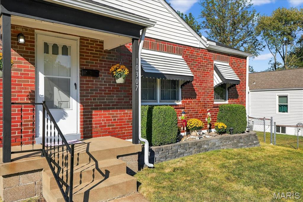 10307 Saint Arthur Lane