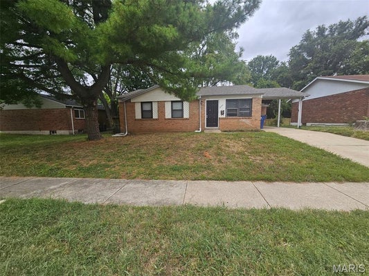 2541 COURTYARD PL, FLORISSANT, MO 63031 - Image fe75c3de2a7fda079f23cd8ed2fe9de6/2457884091