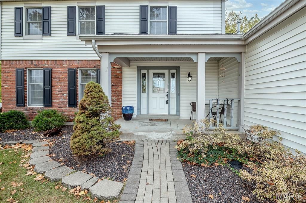 Photo of 312 Laramie Drive, St Charles, MO 63304 (MLS # 25073358)