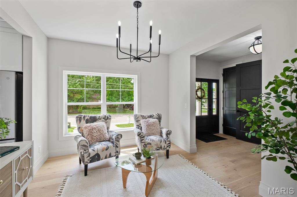 416 S Ballas Road