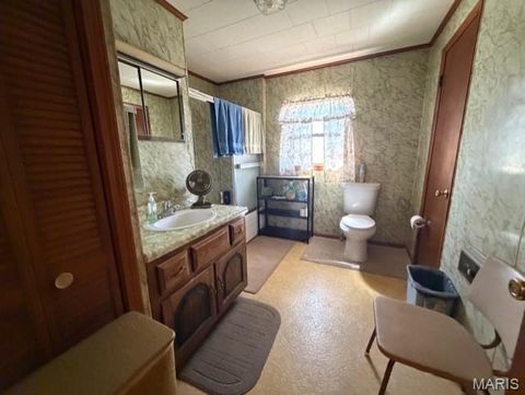 Tiny photo for 888 Highway UU, Poplar Bluff, MO 63901 (MLS # 26018774)