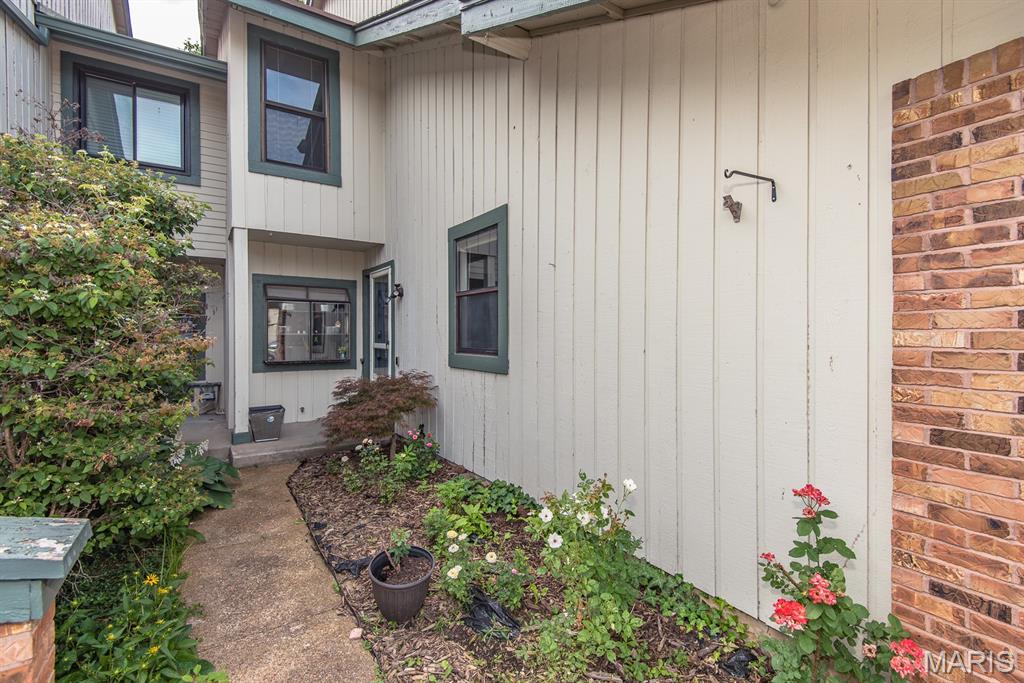 2034 Falling Brook Drive