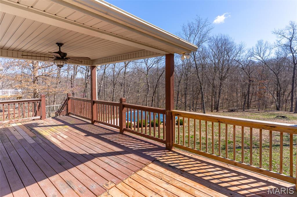 28 Lacey Oak Court